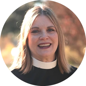 marci-portrait-2023-150